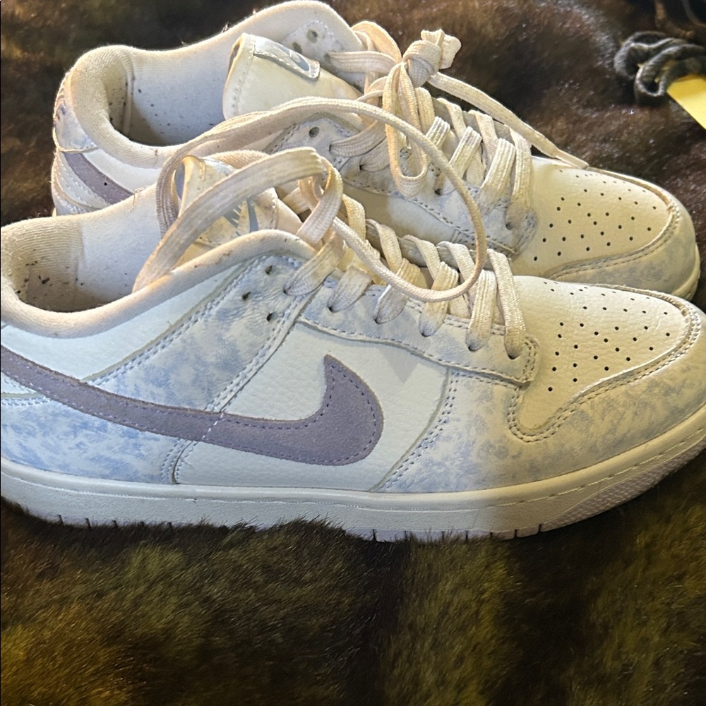 Purple Nike dunks